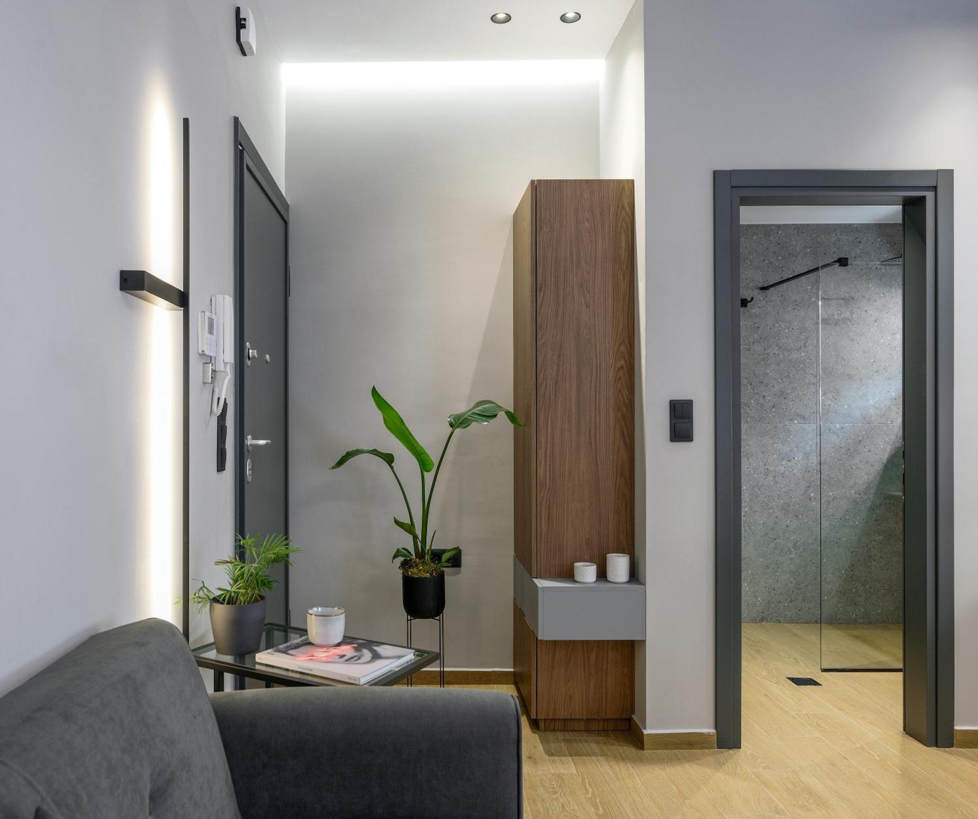 Aristotelian Virtues - Tharros Apartment