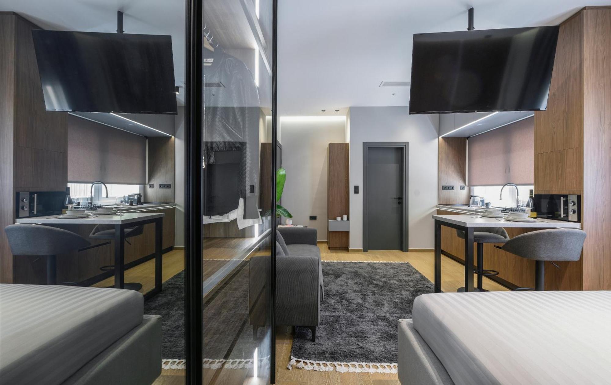 Appartement Aristotelian Virtues - Tharros